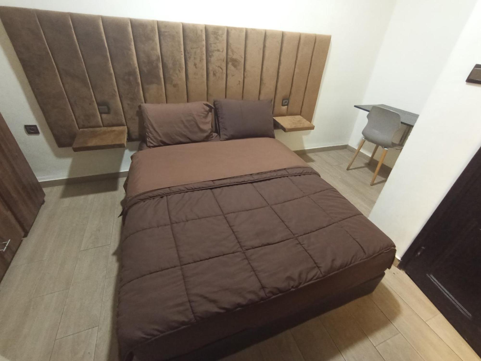 Hotel Meuble Parisien Rabat Kültér fotó